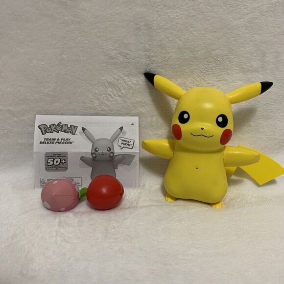 Pokémon Pikachu Train and Play Deluxe Interactive Action Figure 2023 - Picture 1 of 7